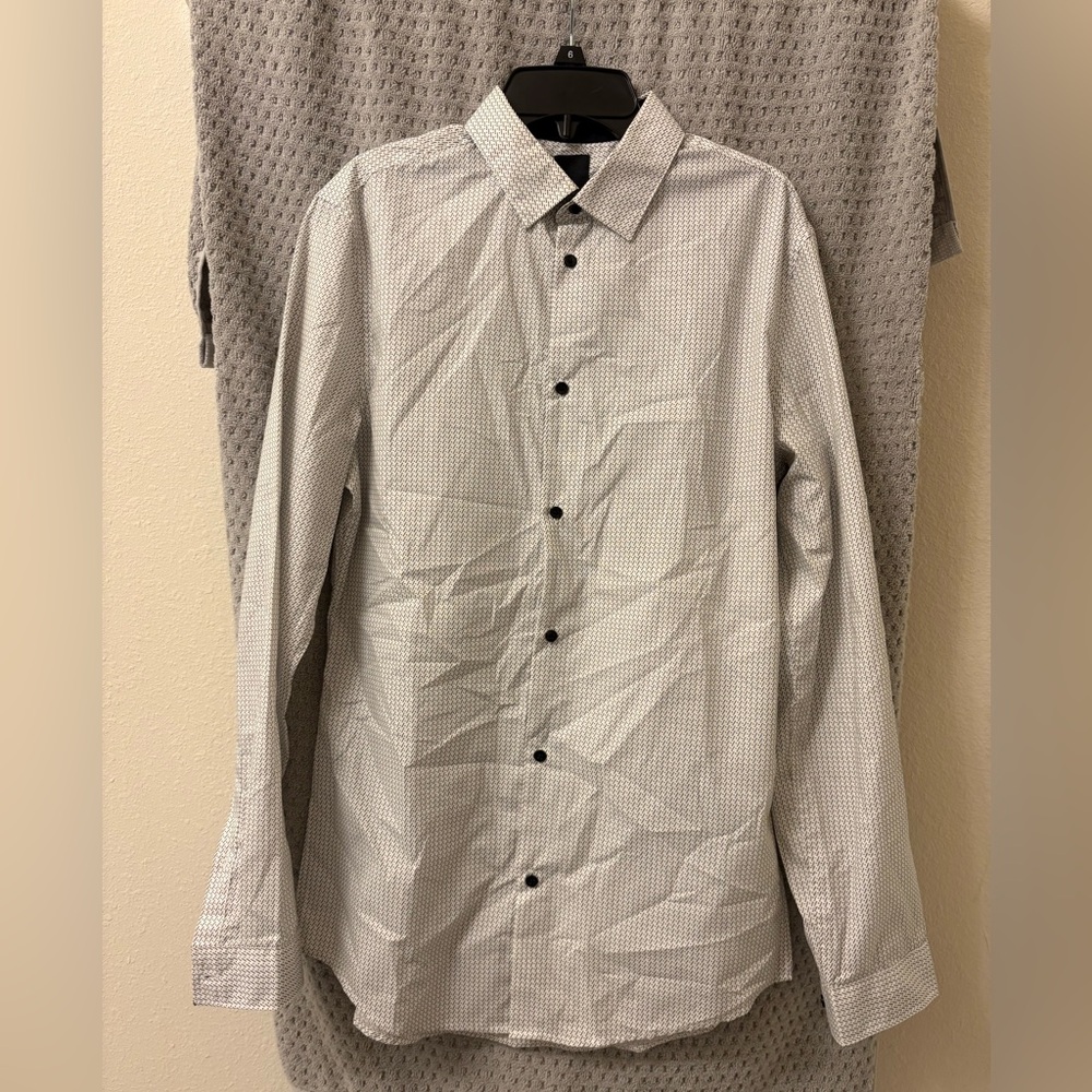 H&M White and Black Checkered Dress Shirt